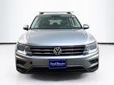 Used 2020 Volkswagen Tiguan S image 2