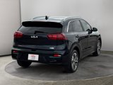 Used 2022 Kia Niro EX image 5