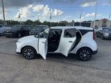 Used 2020 Kia Soul LX image 4