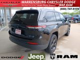 Used 2023 Jeep Grand Cherokee Altitude image 3