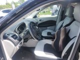 Used 2017 Jeep Compass Latitude w/ Popular Equipment Group image 3