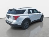 Used 2022 Ford Explorer XLT w/ Equipment Group 202A image 5