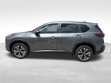 Used 2023 Nissan Rogue SV image 2