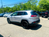 Used 2018 Jeep Cherokee Latitude w/ Altitude Package image 4