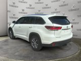 Used 2018 Toyota Highlander XLE image 3