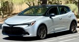 Used 2024 Toyota Corolla SE image 3