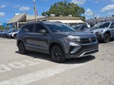 Used 2022 Volkswagen Taos S image 2