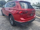 Used 2022 Volkswagen Tiguan SE image 3