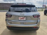 Used 2023 Jeep Compass Limited image 5