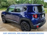Used 2017 Jeep Renegade Altitude image 4