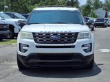 Used 2017 Ford Explorer XLT w/ Equipment Group 202A image 2