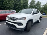 Used 2022 Jeep Compass Latitude image 2