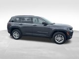 Used 2025 Jeep Grand Cherokee Laredo X image 2