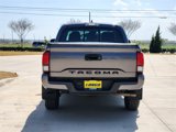 Used 2018 Toyota Tacoma SR image 5