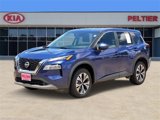 Used 2022 Nissan Rogue SV image 3