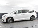 Used 2022 Chrysler Pacifica Touring-L image 6