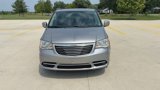 Used 2016 Chrysler Town & Country Touring w/ Driver Convenience Group image 3