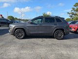 Used 2019 Jeep Cherokee High Altitude image 3