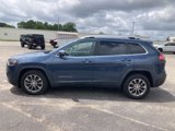 Used 2019 Jeep Cherokee Latitude Plus w/ Comfort/Convenience Group image 2