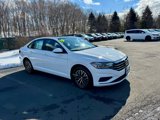 Used 2019 Volkswagen Jetta SE w/ Cold Weather Package image 5