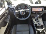 Certified 2025 Porsche Macan image 4
