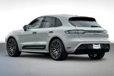 Certified 2022 Porsche Macan S image 3