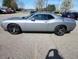 Used 2015 Dodge Challenger SXT image 6