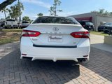 Used 2018 Toyota Camry SE image 4