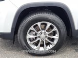 Used 2019 Jeep Cherokee Latitude Plus image 3