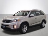 Used 2015 Kia Sorento LX image 2