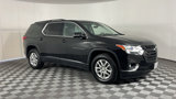 Used 2020 Chevrolet Traverse LT w/ LPO, Blackout Package image 2