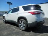 Used 2018 Chevrolet Traverse LT image 2