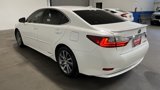 Used 2016 Lexus ES 300h image 5