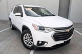 Used 2020 Chevrolet Traverse LT image 3