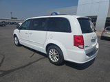 Used 2016 Dodge Grand Caravan SXT w/ Rear Park Assist Package image 4