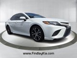 Used 2018 Toyota Camry SE w/ Moonroof Package image 3