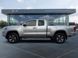 Used 2016 Toyota Tacoma TRD Sport image 2