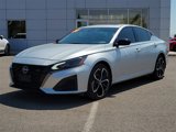 Used 2024 Nissan Altima 2.5 SR w/ SR Premium Package image 5