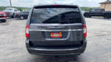 Used 2015 Chrysler Town & Country Touring image 6