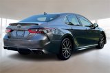 Used 2022 Toyota Camry SE image 2