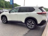Used 2023 Nissan Rogue SV image 4