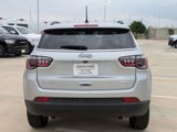 New 2025 Jeep Compass Latitude image 4