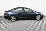 Used 2016 Toyota Camry SE image 2