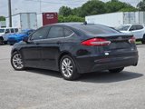 Used 2020 Ford Fusion SE image 5