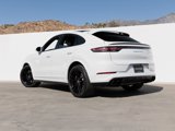 Used 2020 Porsche Cayenne Turbo image 3