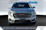 Used 2024 GMC Terrain SLT image 3