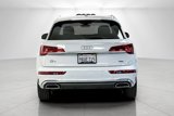 Used 2022 Audi Q5 e Premium w/ Convenience Package image 4