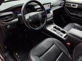 Used 2020 Ford Explorer XLT w/ Equipment Group 202A image 6