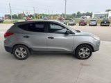 Used 2011 Hyundai Tucson GL image 5
