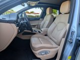 Certified 2024 Porsche Macan image 5
